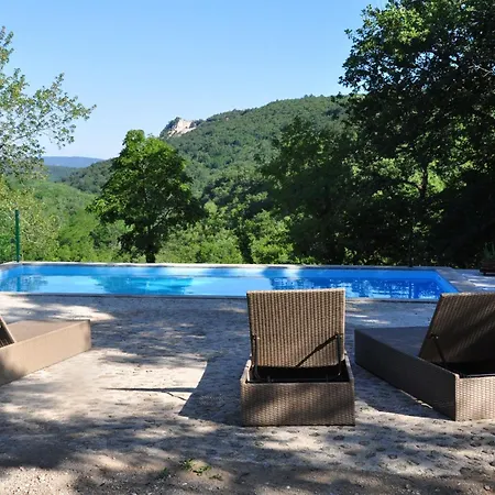 In Mit Garten, Grill Und Gemeinschaftlichem Pool *